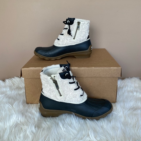 {SPERRY} WOMEN’S SYREN GULF DUCK BOOT WITH SHERPA - Picture 3 of 7